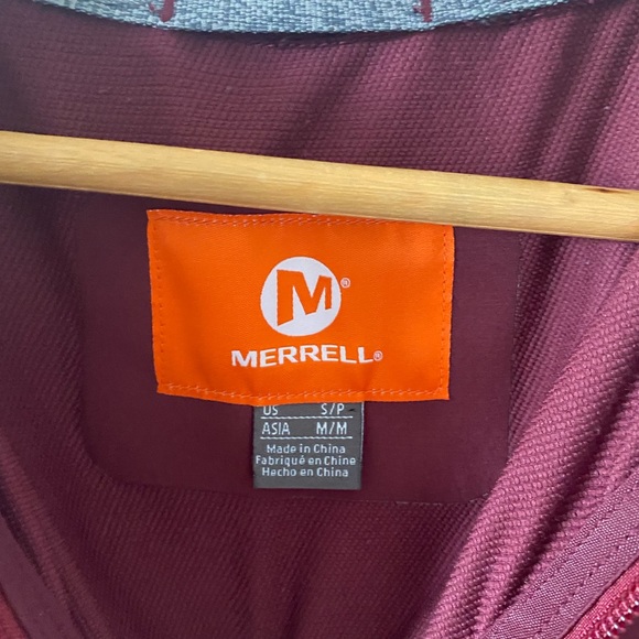 Merrell Maroon Lightweight Select Shield Jacket - Picture 5 of 11